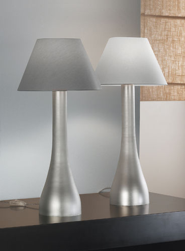 Lampe de table - FLAUTA S - Luxcambra - en aluminium / contemporaine / d'intérieur