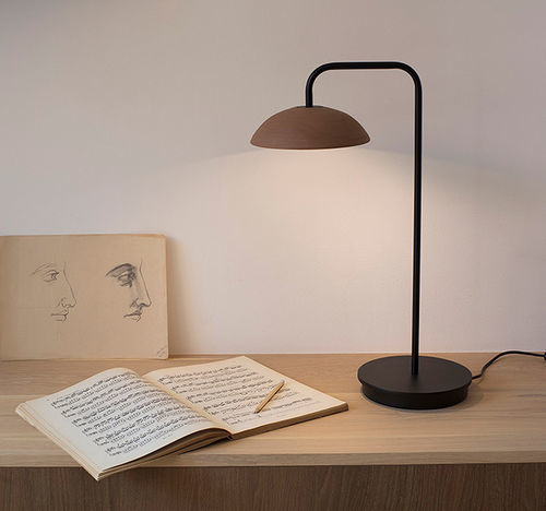 Lampe de table - ABSIDIOLA S ARM - Luxcambra - de bureau / en métal peint / en céramique