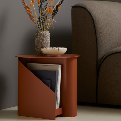Table d'appoint contemporaine - SENTRUM  - WOUD - en bois laqué / avec piètement en bois laqué / ronde