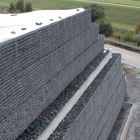 Géogrille pour le contrôle de l'érosion - SECUGRID® M3 - NAUE - de renfort / pour mur de soutènement / en pierre