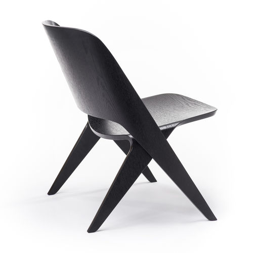 Fauteuil contemporain - LAVITTA LOUNGE - BLACK - Poiat | Furniture - en contreplaqué moulé / en chêne / professionnel
