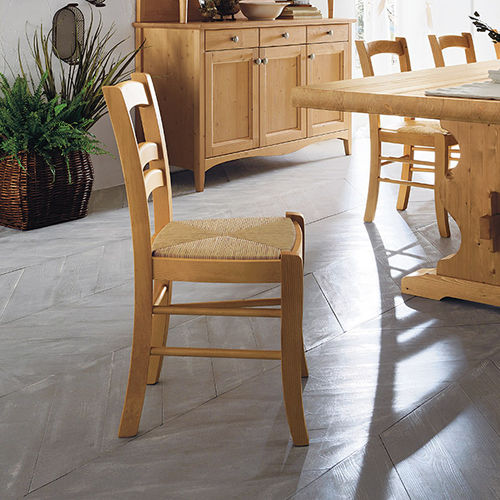 Chaise de salle à manger classique - FIENO - Callesella - d'intérieur / en bois / respectueuse de l'environnement