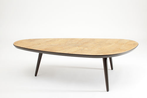 Table basse contemporaine - SKALEO - SIKALINDI - en bois / triangulaire / résidentielle