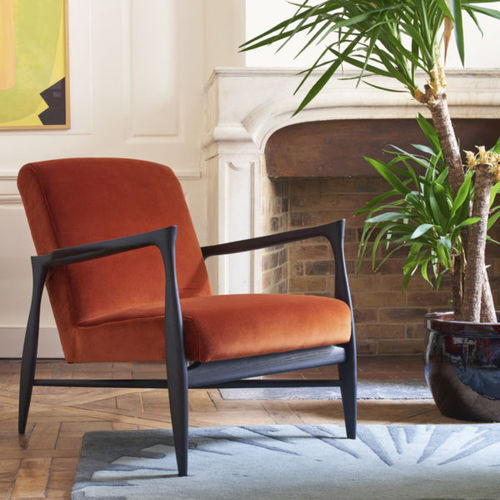 Fauteuil de style scandinave - FLOATING ARMCHAIR  - Red Edition - en tissu / bois / marron