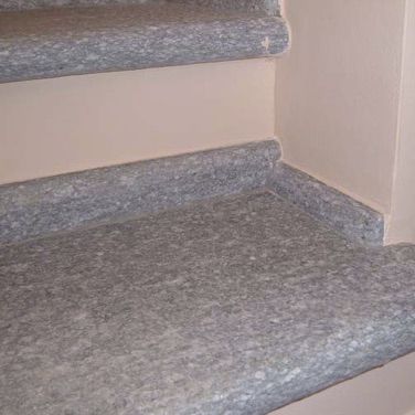 Marche en pierre naturelle - LUSERNA - WALL GRANITE SERVICE SRL - antidérapante / haute résistance