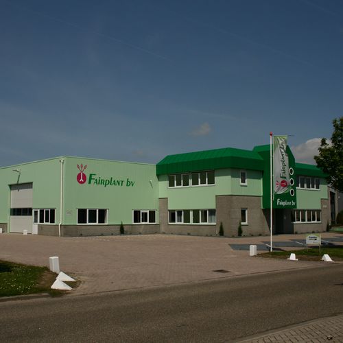 Tôle métallique pour bardage - Q-LINEX - AFS International B.V. - décorative / en inox / en cuivre