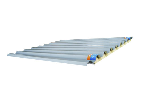 Panneau de toiture en polyuréthane - PLUS 28™ - Centrometal - isolant / nervuré