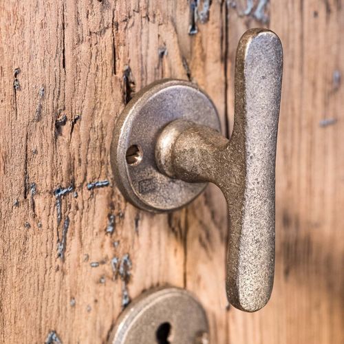 Bouton de porte classique - PHT”T+T” /50  - Dauby - en fer vieilli / en métal brut / en bronze blanc