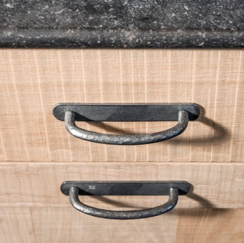 Poignée de meuble en fer vieilli - PMR-96  - Dauby - en métal brut / en bronze blanc / en bronze brut