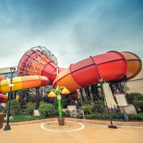 Toboggan tournant TORNADO® 32 ProSlide Technology, Inc. pour parc