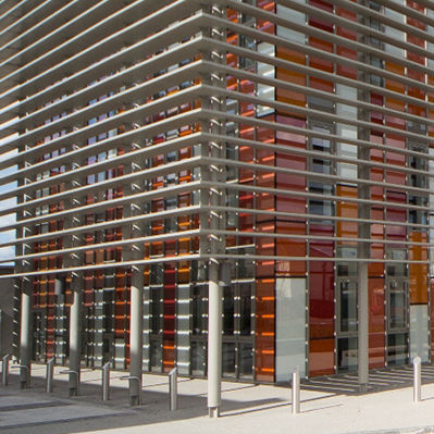 Brise-soleil en verre - Usluga Glass - pour façade