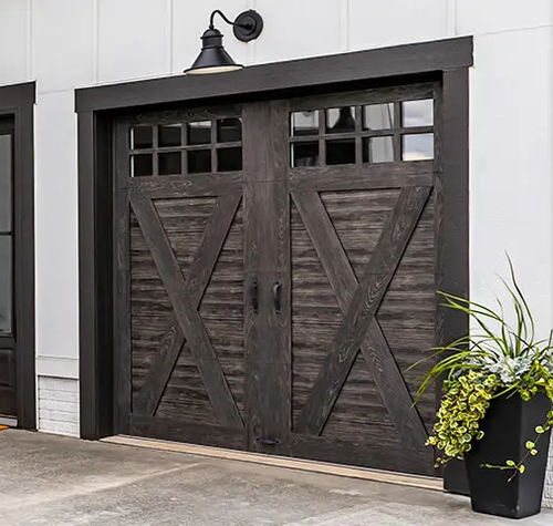Porte de garage en composite - CANYON RIDGE® CARRIAGE HOUSE (4-LAYER) - Copy door - sectionnelle / en acier / en mousse de polyuréthane