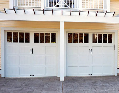 Porte de garage sectionnelle - RESERVE® WOOD SEMI-CUSTOM - Copy door - battante / en cèdre / en acajou