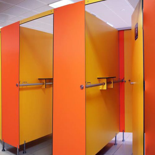 Cabine d'habillage pour établissement public - THROUGH - Frajt s.r.o.