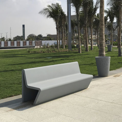 Banc public contemporain - JJ BACK BENCH - THE ITALIAN LAB SRL - en béton à haute performance