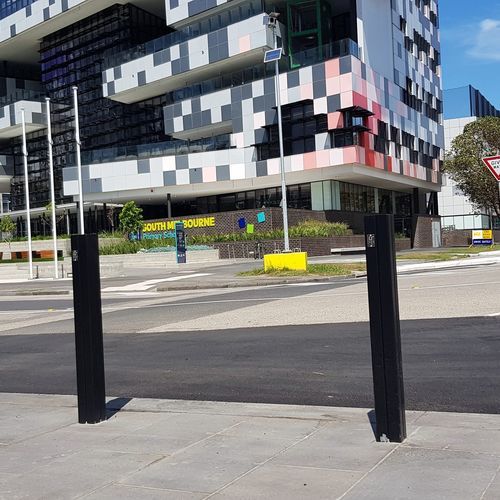 Potelet de protection - SQUARE 900 - THE ITALIAN LAB SRL - amovible / en tôle d'acier / d'extérieur