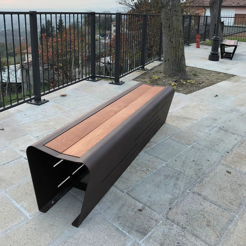 Banc public contemporain - MAC - THE ITALIAN LAB SRL - en tôle d'acier / en bois exotique / sans dossier