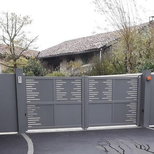 Portail battant - Loft - GYT - droit / en aluminium / à lames