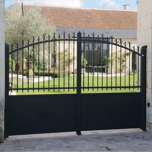 Portail battant - Manoir - GYT - droit / en aluminium / à barreaux