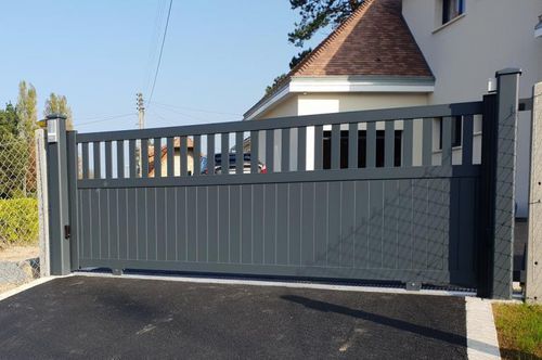 Portail coulissant - Semi-jointifs - GYT - droit / en aluminium / à lames