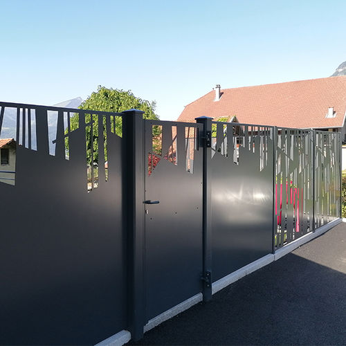 Portillon en aluminium - Ambellya Fissure &amp; Eclat - GYT - en tôle / découpé au laser