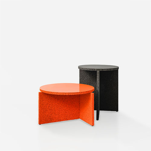 Table d'appoint contemporaine - SPONGE - DANTE - Goods and Bads - en aluminium / avec piètement en aluminium / circulaire