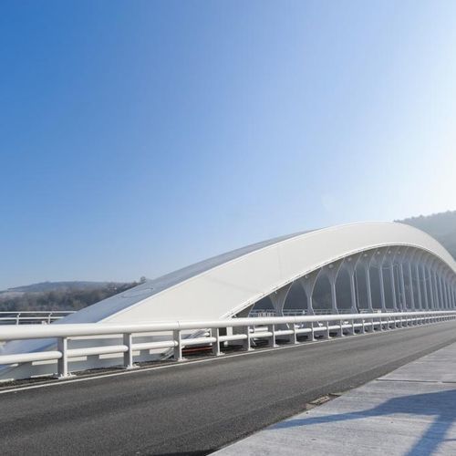 Pont en acier - ArcelorMittal Europe – Flat Products - en béton / en composite / à poutres