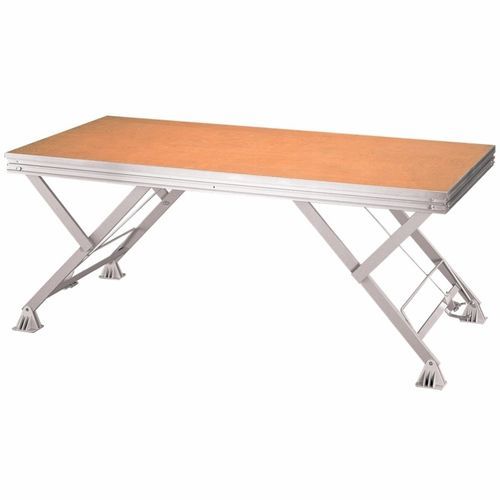 Estrade d'extérieur - UNIVERSAL - Mott Mobile Systeme GmbH &Co. KG - pour le secteur événementiel / facile à installer / réglable en hauteur