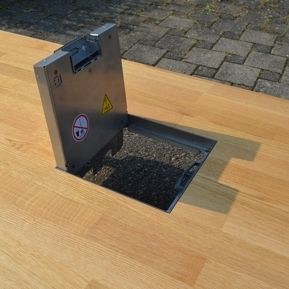 Trappe d'accès pour sol - 19116 - Mott Mobile Systeme GmbH &Co. KG - carrée / en plastique / encastrable