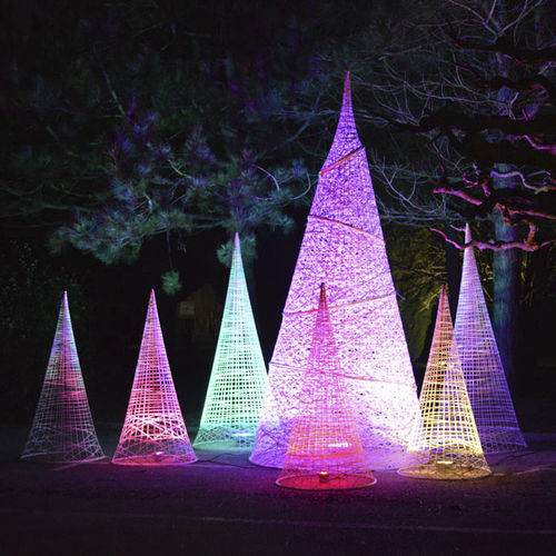 Décoration de Noël en fibre de verre - Giant Cone - Terra Group - pour espace public / pour établissement public / pour commerce