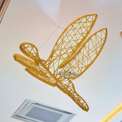 Sculpture en fibre de verre - DRAGONFLY - Terra Group - d'extérieur / suspendue / pour espace public