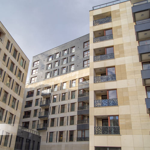 Garde-corps en aluminium - SOLEC - Copal - à panneaux en verre / d'extérieur / pour balcon