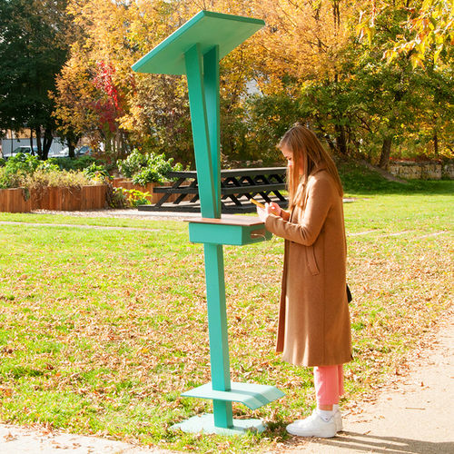 Station de recharge USB - 19.001 - ZANO Street Furniture - solaire / wifi / urbaine