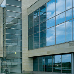 Panneau en verre à contrôle solaire - STOPSOL  - Clear glass - transparent / pour façade