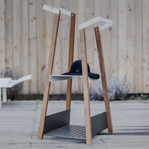 Porte-manteau sur pied - Salto SAL200 - egoé - contemporain / en acier / en bois massif