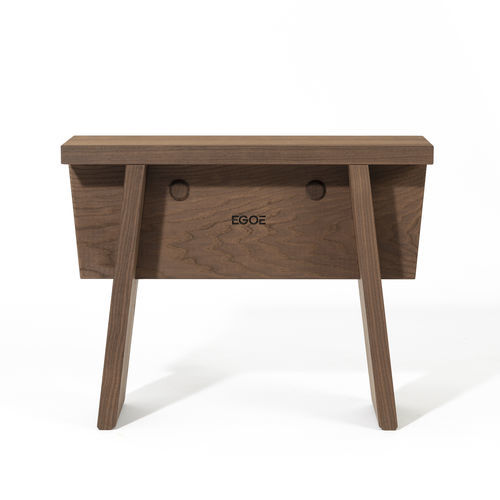 Tabouret contemporain - Štok STK120 - egoé - en bois massif / en frêne / avec piètement en bois