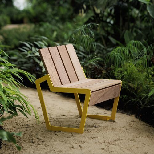 Chaise de jardin contemporaine - A5-111 - egoé - d'extérieur / en frêne / en bois massif