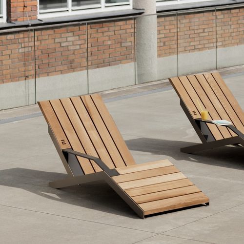 Bain de soleil contemporain - A1-4651 - egoé - en bois massif / en frêne / en bois huilé