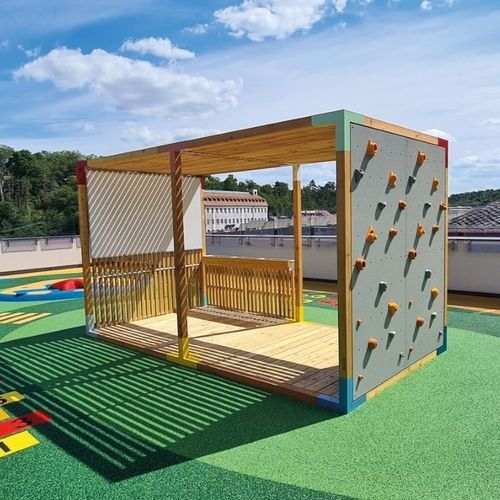 Structure de jeu avec abri - Y - egoé - pour aire de jeux / en acier galvanisé / en acier thermolaqué