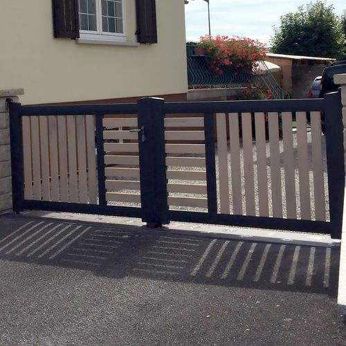 Portail battant - CALISSON - La Clôture Française - en aluminium / en PVC / à barreaudage