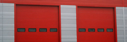 Portail sectionnel - EuroPanels - en aluminium / à panneau / professionnel