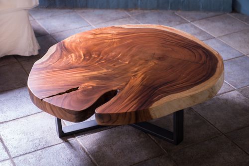 Table basse contemporaine - Unik - en bois massif / résidentielle / d'intérieur