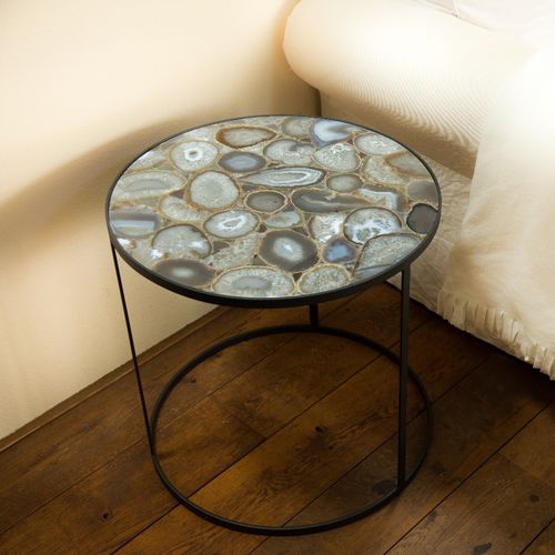 Table d'appoint contemporaine - Unik - en pierre naturelle / ronde / résidentielle