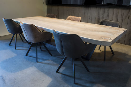 Table à manger contemporaine - SUAR WOOD - Unik - en noyer / en bois massif / en bois laqué