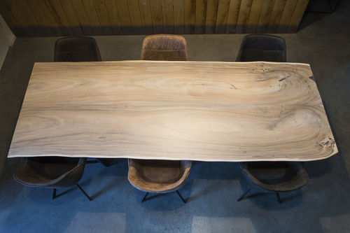 Table à manger contemporaine - SUAR WHITEWASH - Unik - en noyer / en bois massif / en bois laqué
