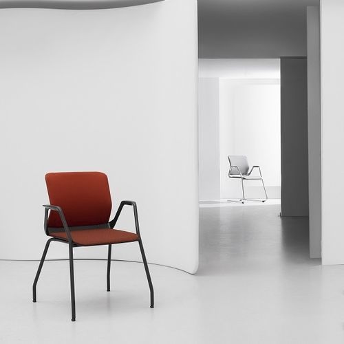 Chaise visiteur contemporaine - YOUTEAM - Nowy Styl - d'intérieur / en tissu / avec piètement en métal