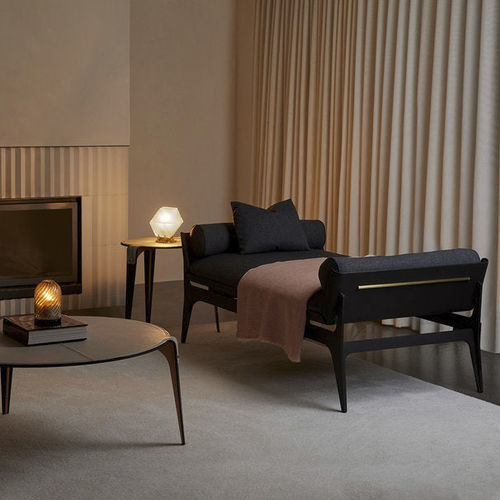 Table d'appoint contemporaine - BARDOT - Gabriel Scott - en cuir / avec piètement en métal / ronde