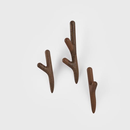 Patère contemporaine - BRANCHOUT - MITJA - en bois / individuelle