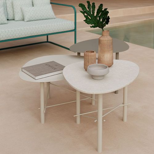 Table basse contemporaine - Cookie - MEME DESIGN - en stratifié / avec piètement en acier / triangulaire