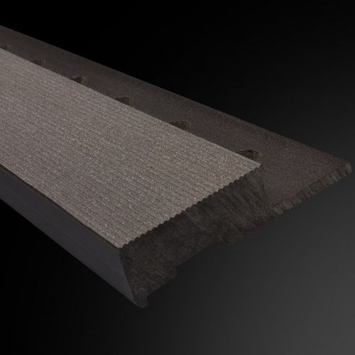 Nez de marche en bois - plastdecor - antidérapant